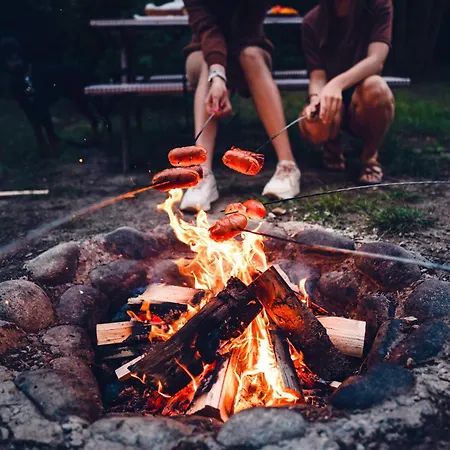 Zazi Maladinovo Üdülőközpont Lipótszentmiklós