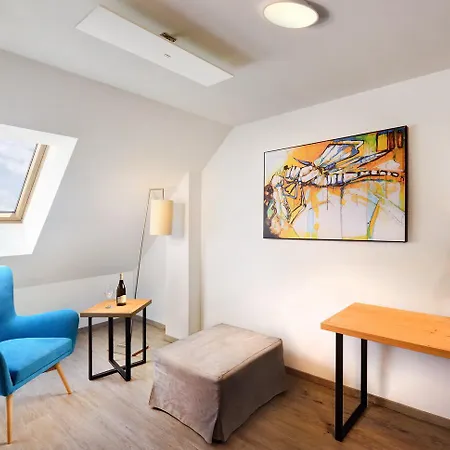 Üdülőközpont Zazi Maladinovo Lipótszentmiklós