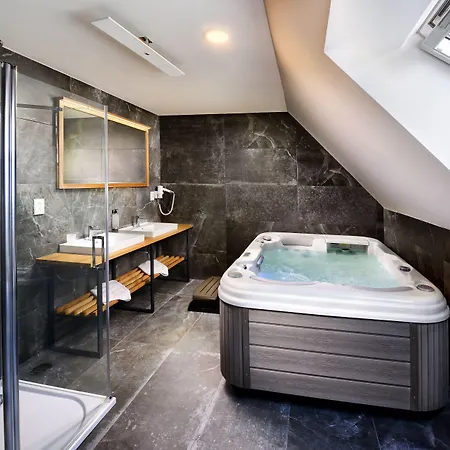 Курортный комплекс Zazi Maladinovo 3*